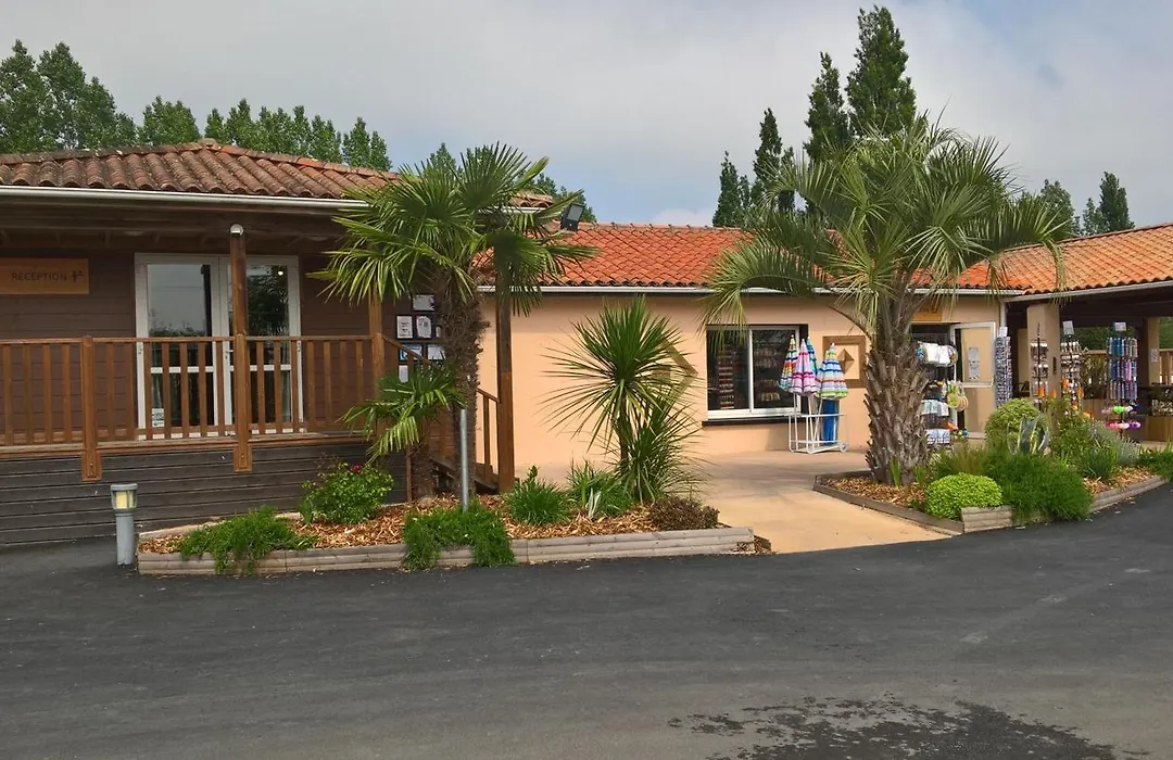 location mobile-home 36m2 confort plus-1